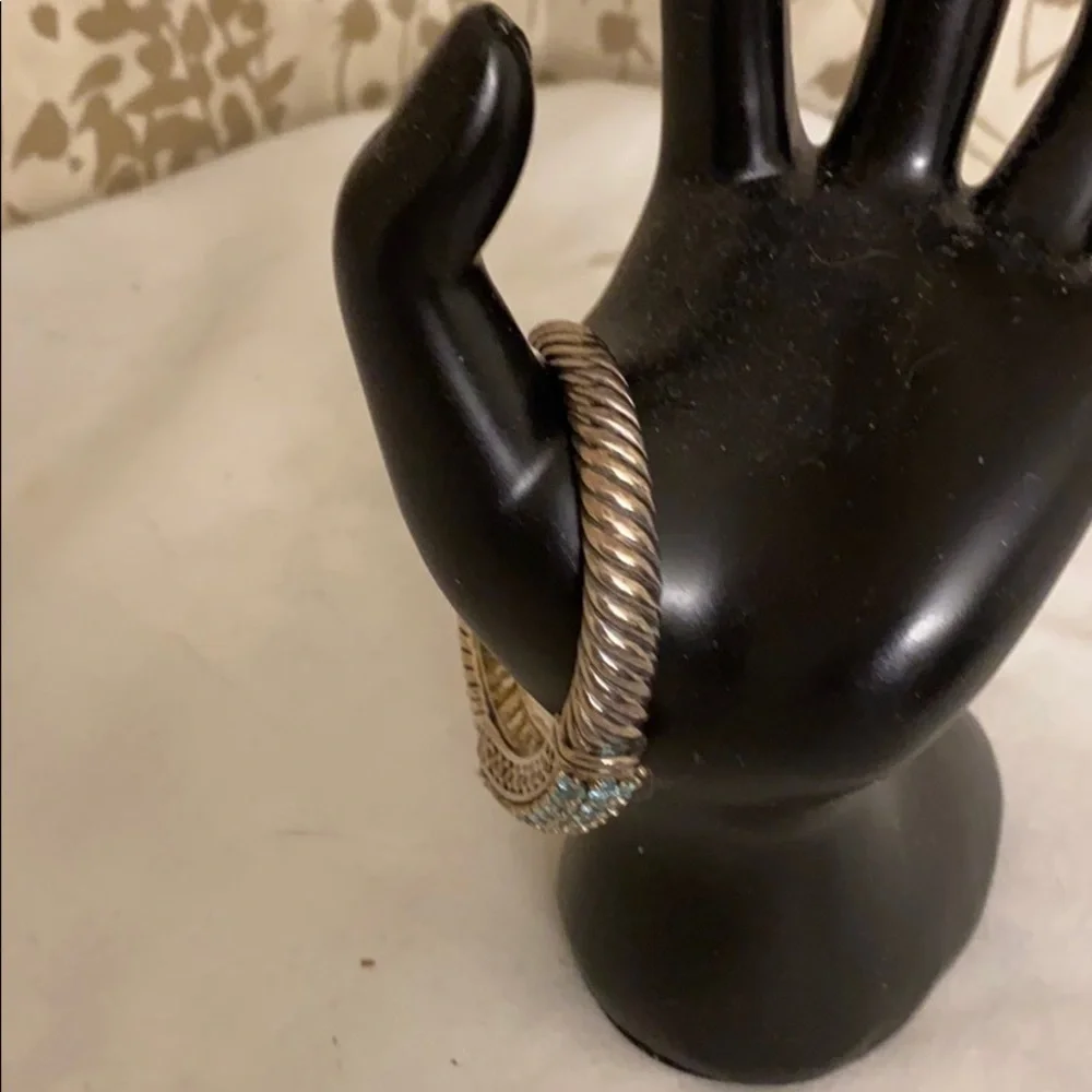 ❤️Peridot Bracelet done in 925 Sterling Silver EUC